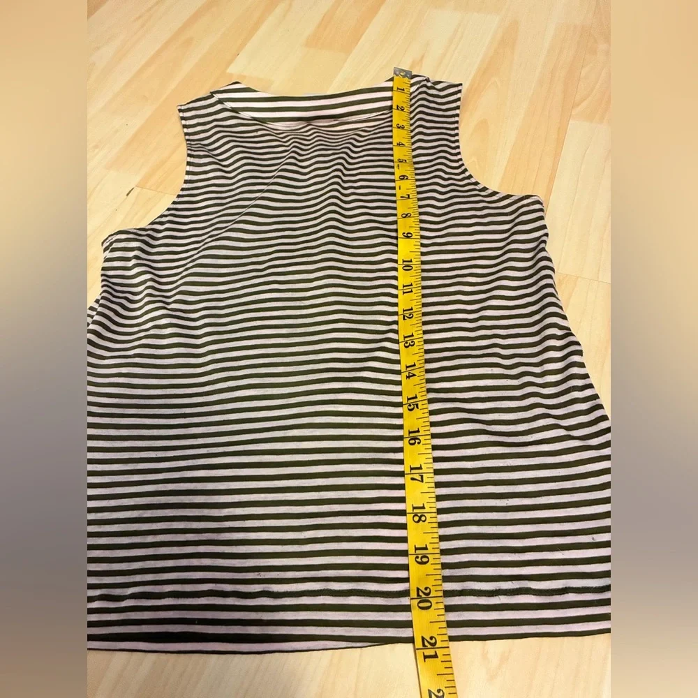 CHANEL 2009 Spring Runway Ruffled Striped Cotton